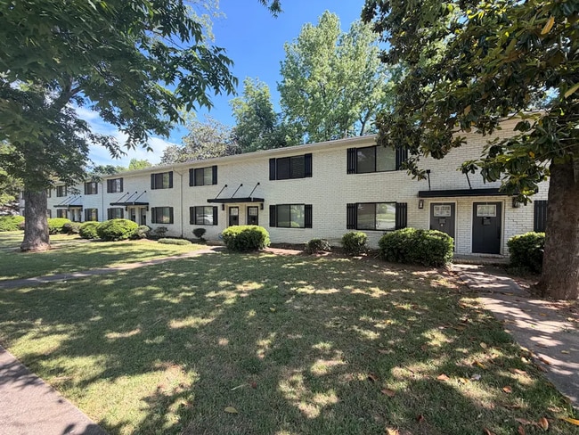 Building Photo - 1744 Cambridge Ave Unit 2