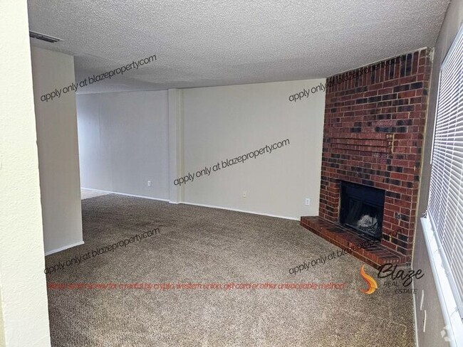 Building Photo - Spacious Two Bedroom Rental