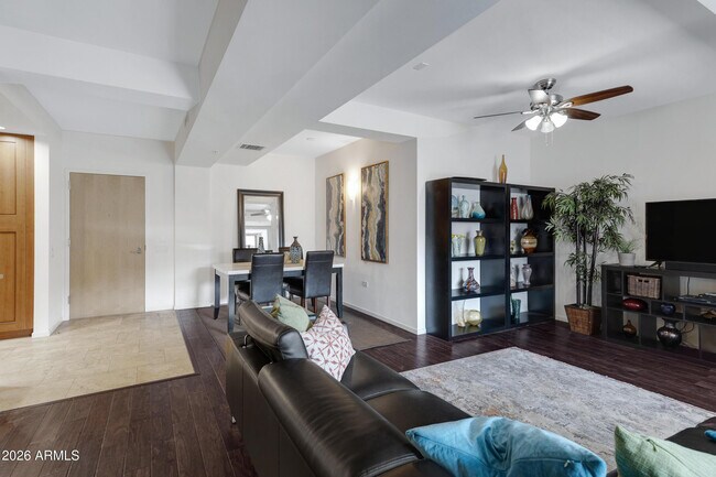 7161 E Rancho Vista Dr Unit 4003