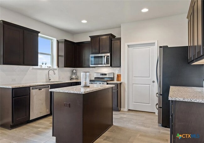 Photo - 134 Goldfinch Dr