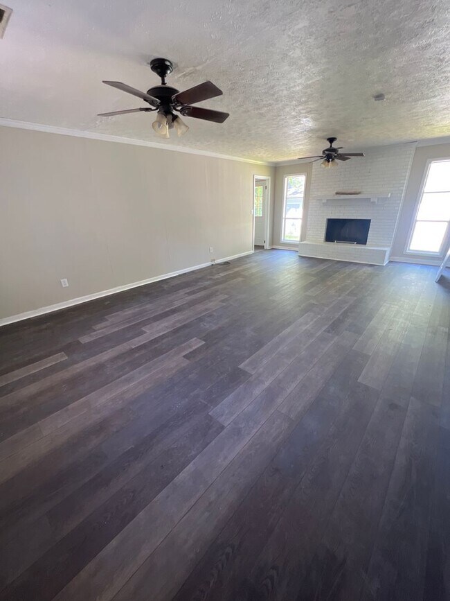 Charming Northgate Home Rental House Rental in Opelika, AL