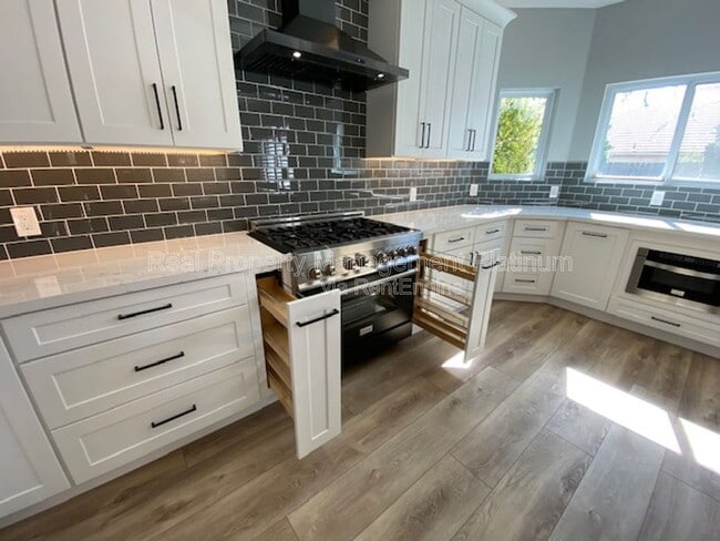 Photo - 2927 E Solar Ave