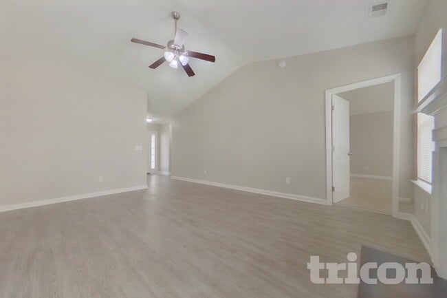 Photo - 234 Marsh Deer Way