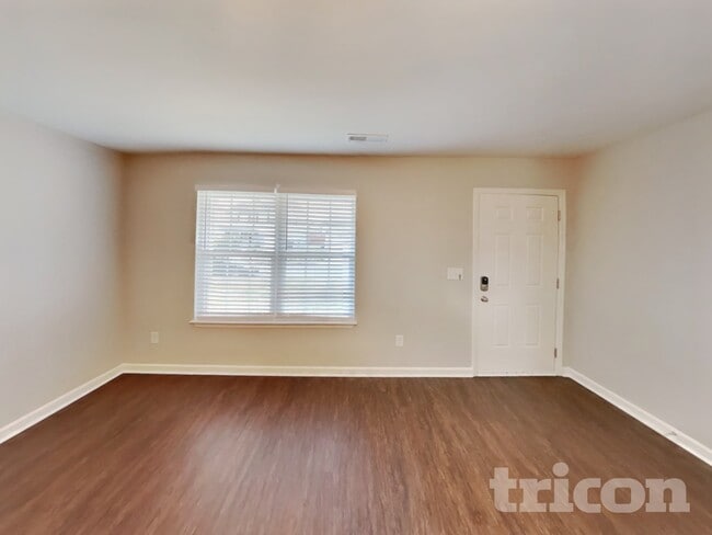 Photo - 1505 Hamilton Hills Dr
