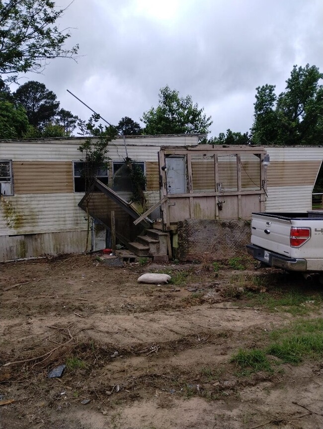 Photo - 3000 Poplar St