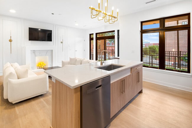 Photo - 17 Planet St