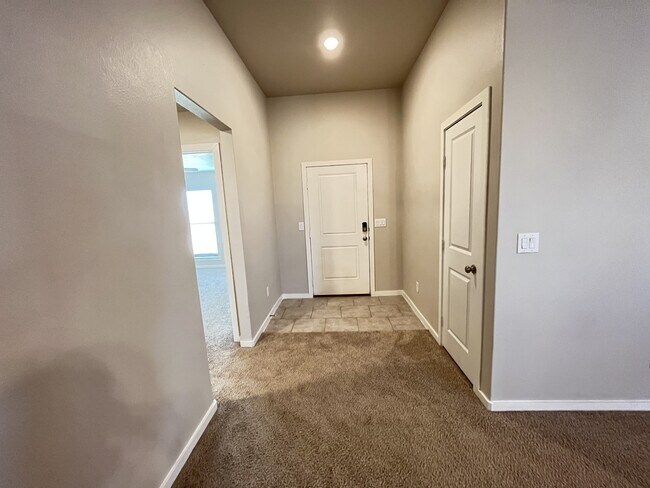 Photo - 2339 143rd St