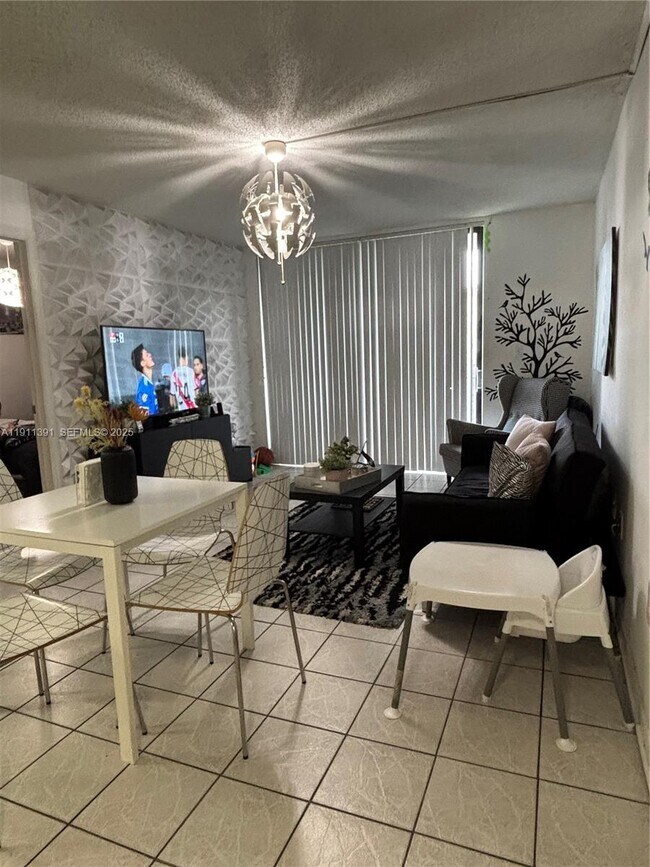 Photo - 3561 SW 117th Ave Unit 7-305