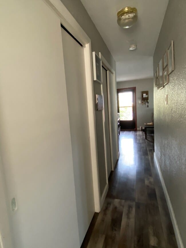 Photo - 5500 W 55th St