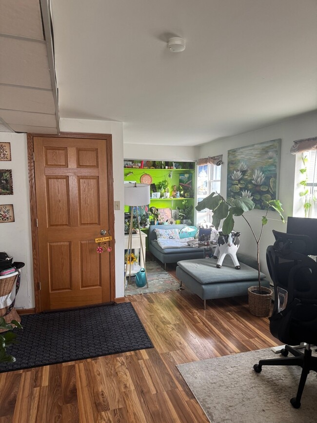 Photo - 8903 Lamon Ave Unit B1