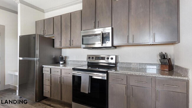 12500 Shadowglen Trce Unit 1304