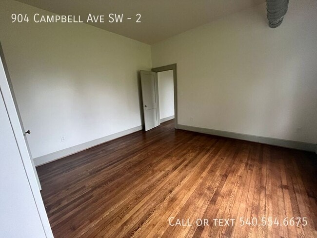 Photo - 904 Campbell Ave SW Unit 2