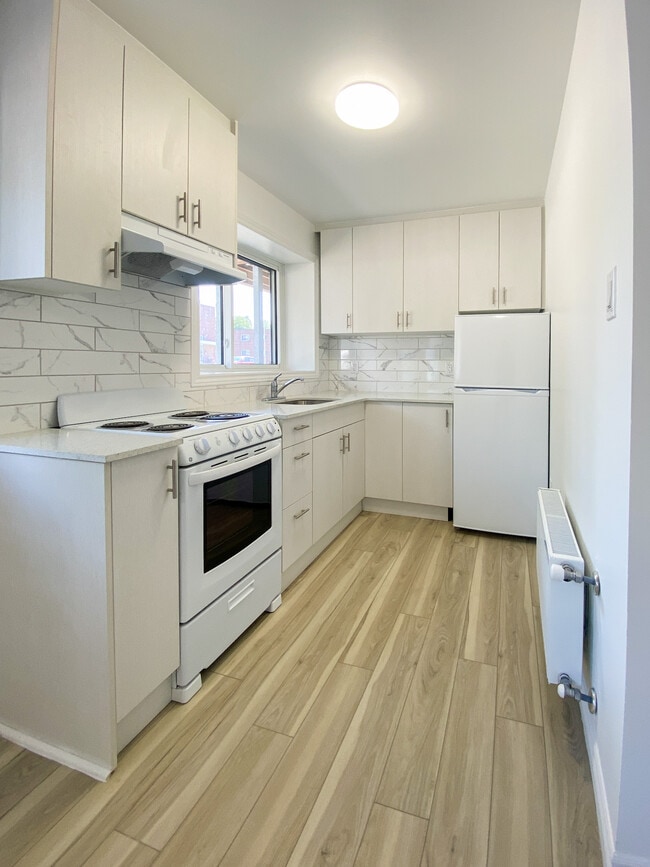 Building Photo - 630 Cummings Ave Unit 109