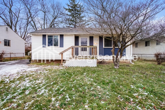 Building Photo - 1824 Nason Ave