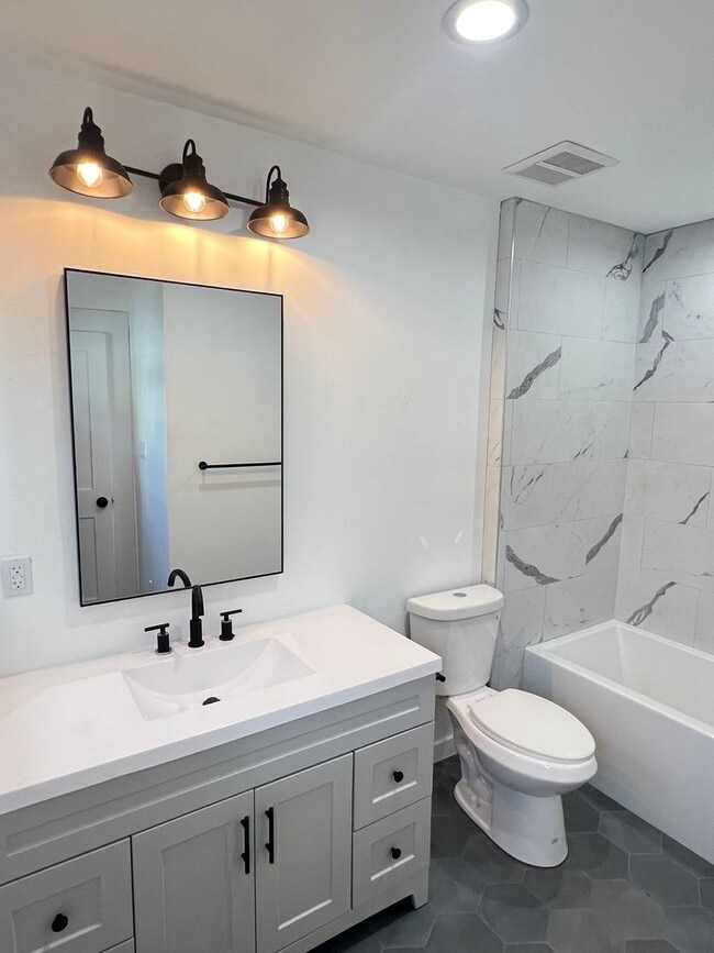 Photo - 108 S Guadalupe Ave Unit A