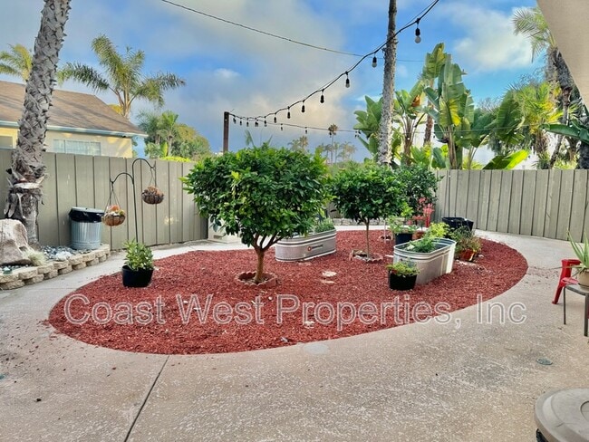 Photo - 1810 Broadway St