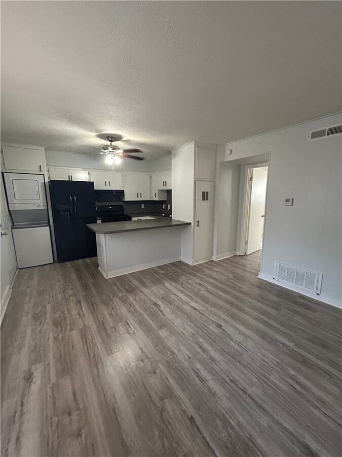 Photo - 969 W Holly St Unit 3