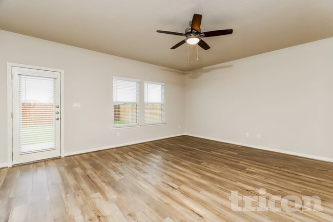 Photo - 13554 Paxton Blvd