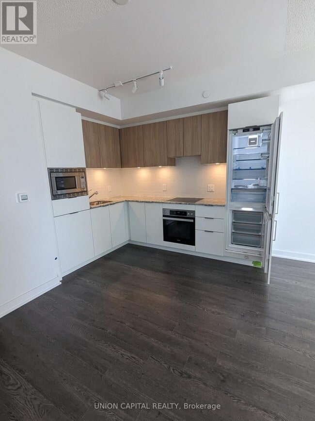 Photo - 50 O'Neill Rd Unit 308