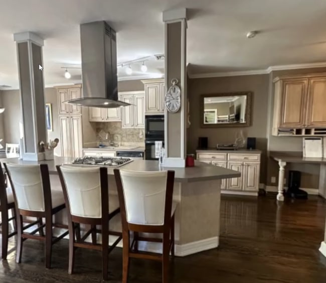 Building Photo - 2520 John F Kennedy Blvd Unit 5c