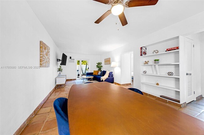 Photo - 312 NE 16th Terrace Unidad C