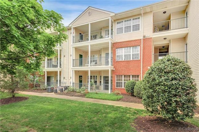 Photo - 9410 Links Ln Unit #B