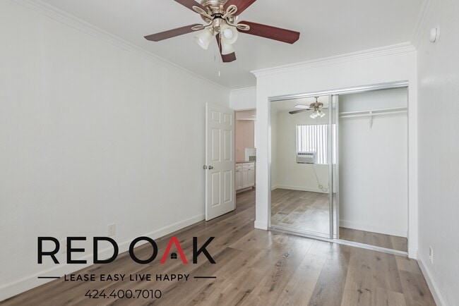 Photo - 4069 Oakwood Ave Unidad 12