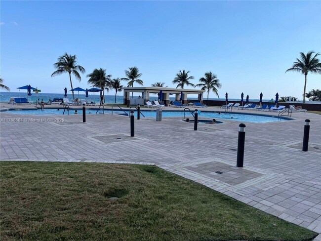 Photo - 17555 Collins Ave Unit 1906