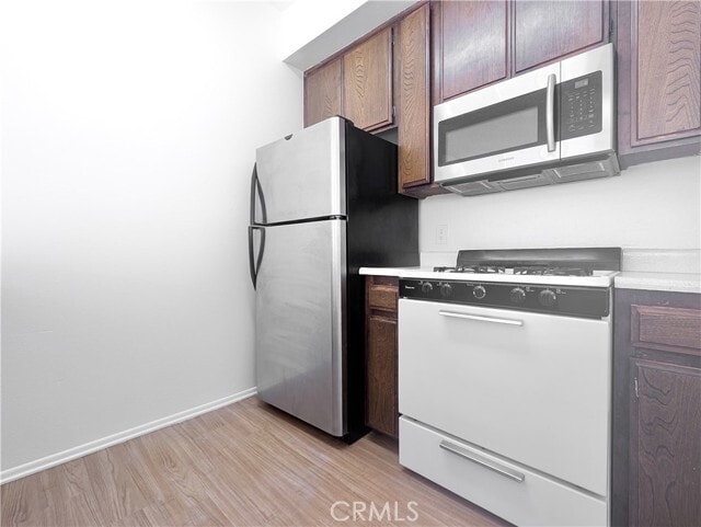 Photo - 17312 Chatsworth St Unidad B