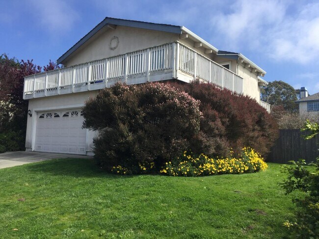 Photo - 633 Silver Ave