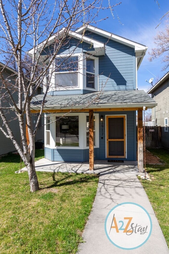 Cozy North End 33rd Street Bungalow! - Cozy North End 33rd Street Bungalow! House