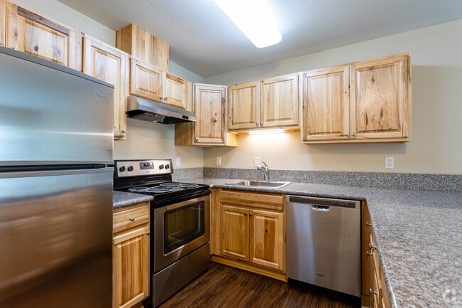 1BR, 1BA - 480 SF - Oak Vale Apartments