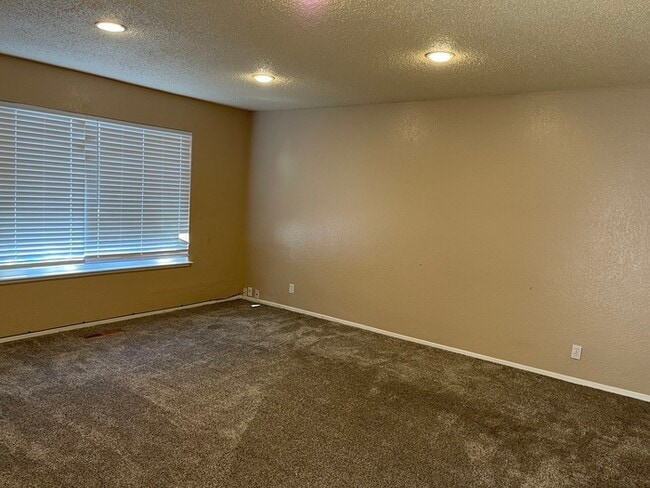 Photo - Pittsburg 3 bed/2 bath single family house for rent