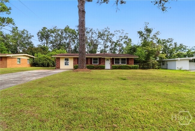 Photo - 332 Woodley Rd