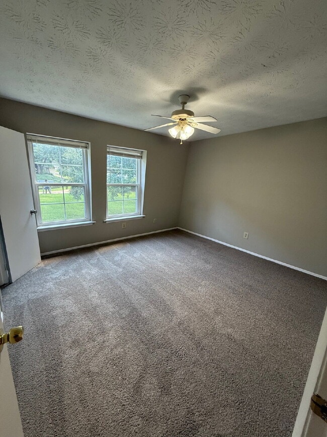 Photo - Oversized 1 Bedroom Upstairs Apartment For Rent! Unit 235