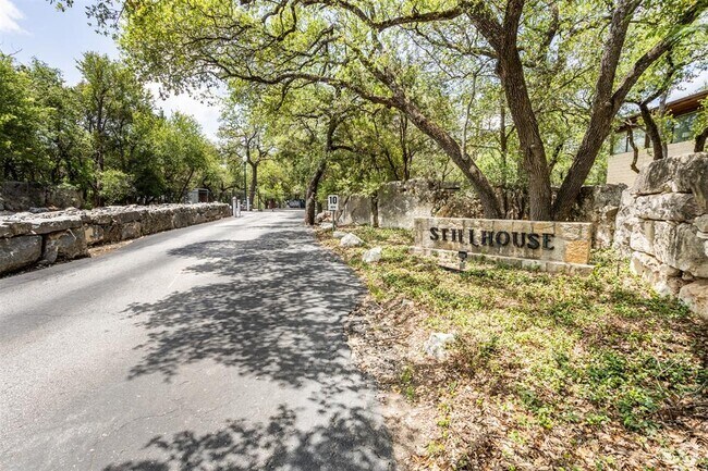 Building Photo - 4711 Spicewood Springs Rd Unit 265 Rental