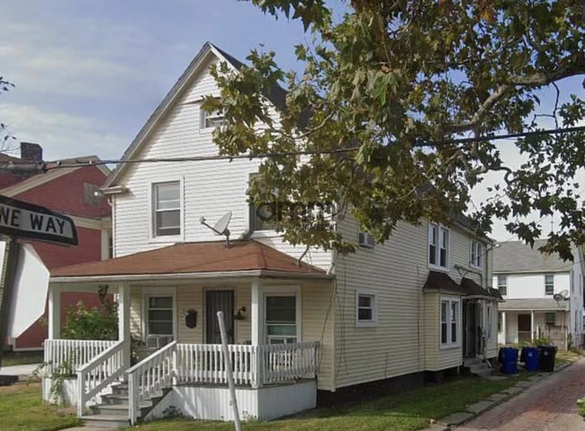 Building Photo - 2602 Vega Ave