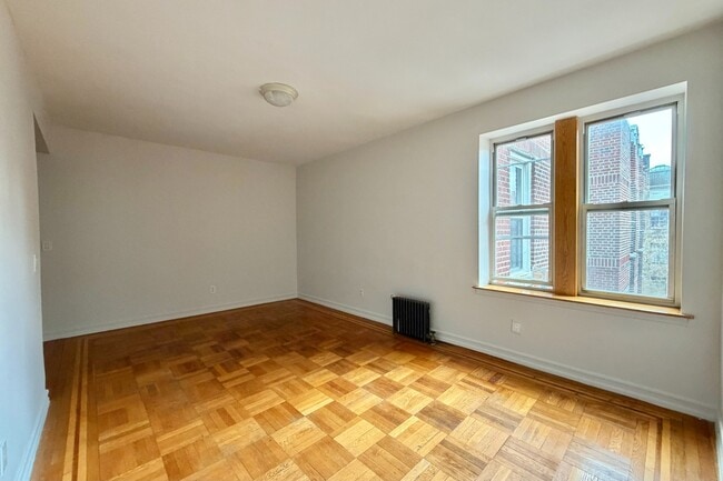 Photo - 175 Pinehurst Ave Unit 5F