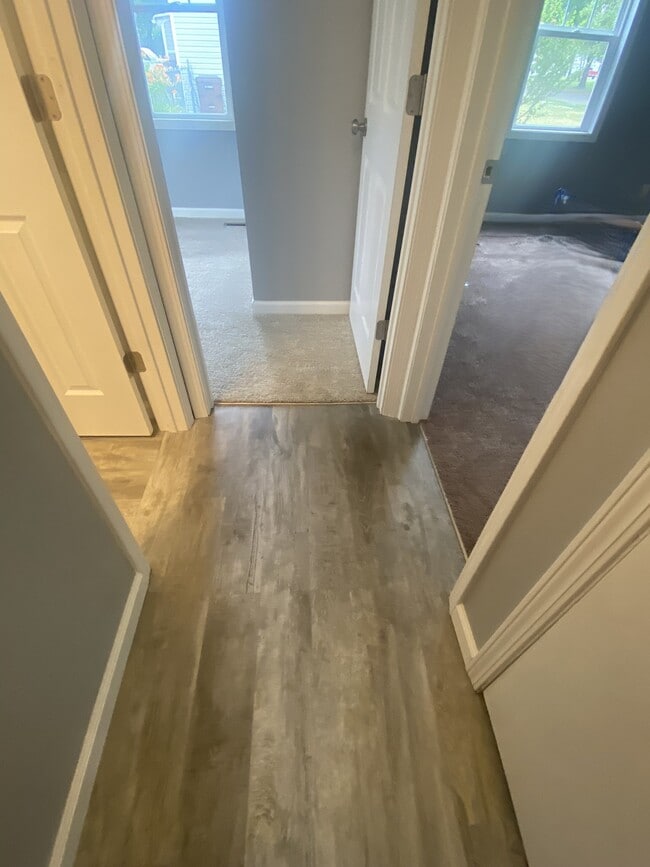 Photo - 408 E Broadwell St