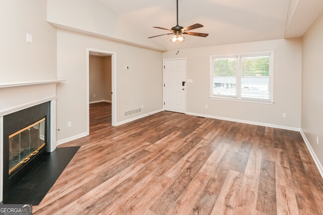 Photo - 377 Wesley Mill Pl
