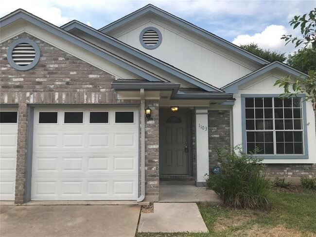 Building Photo - 1103 Brookside Cove