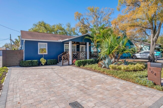 Photo - Charming & Deceptively Spacious 4BR Home in South Seminole Heights – Fully Renovated!