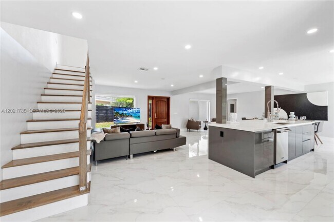 Photo - 1617 SW 17th Ave