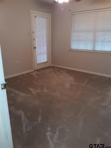 Photo - 529 Broad St