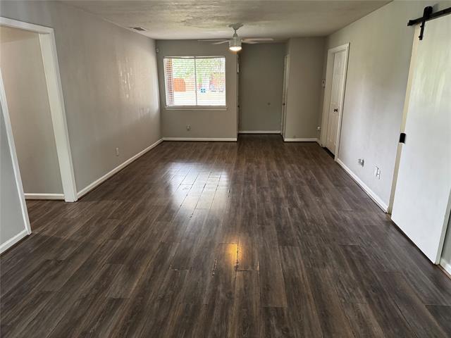 Photo - 2607 Clearview Cir