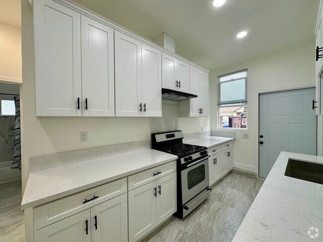 Building Photo - 11911 Sunstone Ct Rental