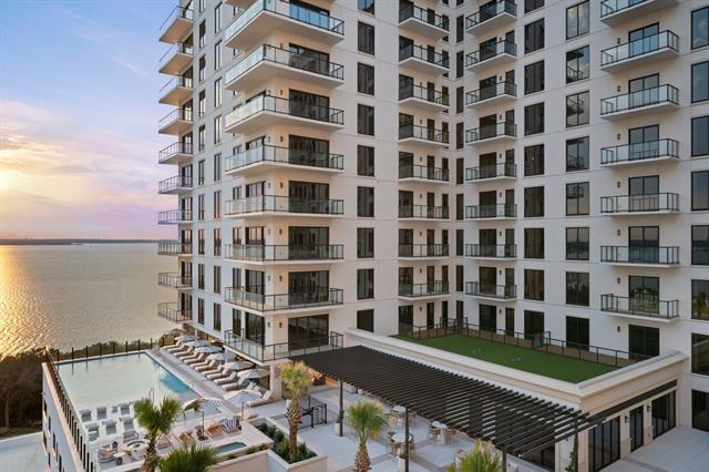 Building Photo - 3111 Sunset Blvd Unit 1409
