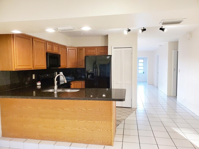 Photo - 5150 NE 17th Terrace