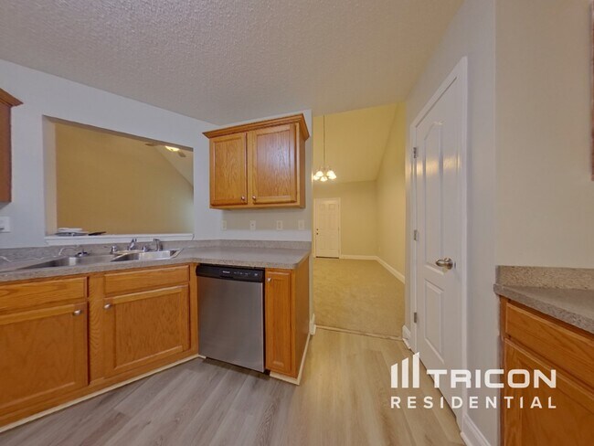 Photo - 214 Raleigh Way