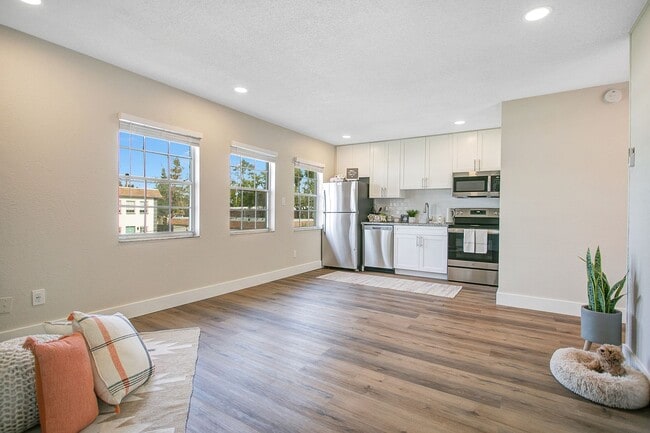 Photo - The Juliette